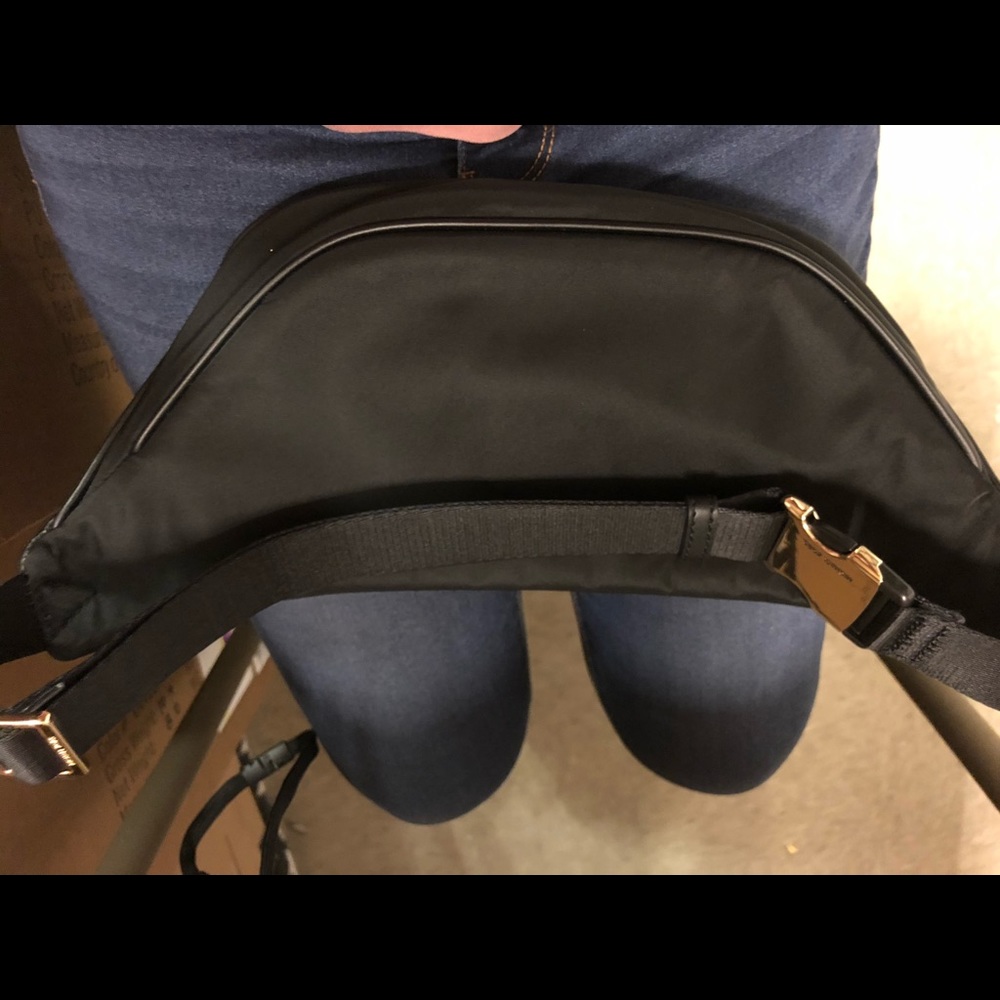 Michael Kors Waist Pak - Picture 5 of 5